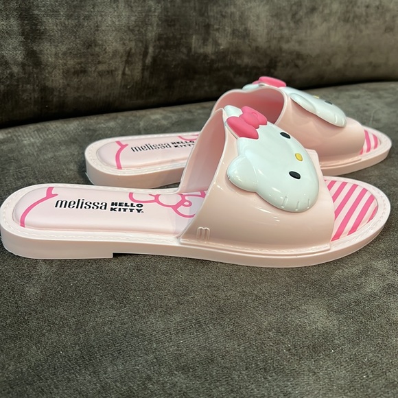 Melissa Hello Kitty Slides Pink Jelly Vintage, Size 6, EUC! - Picture 4 of 6